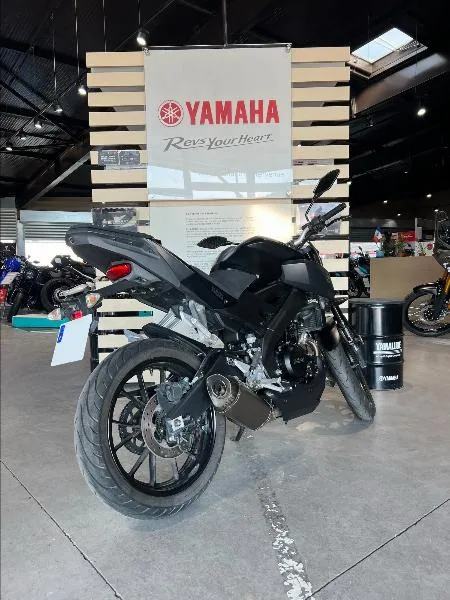 MT125 ABS