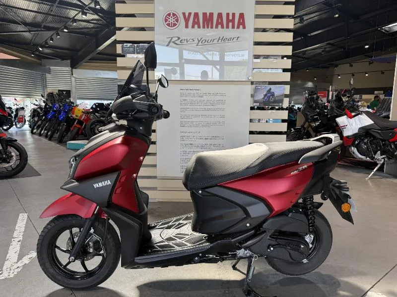 RayZR 125