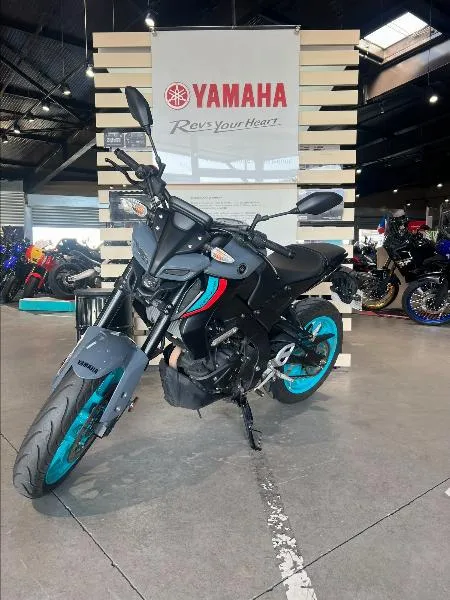 MT125 ABS