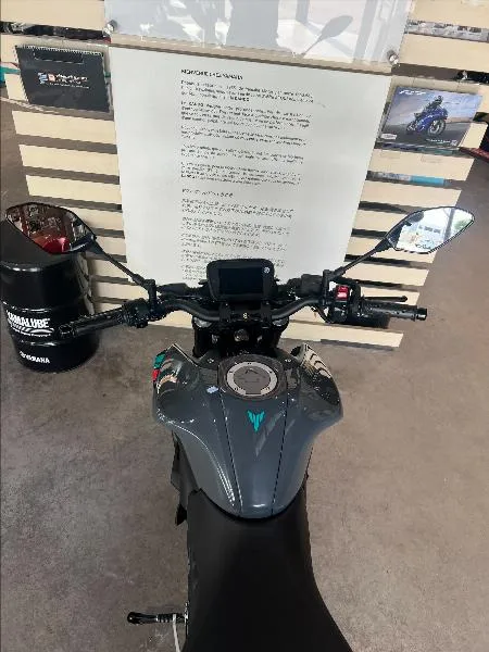 MT125 ABS