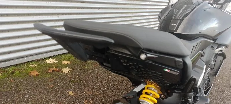 DIAVEL V4
