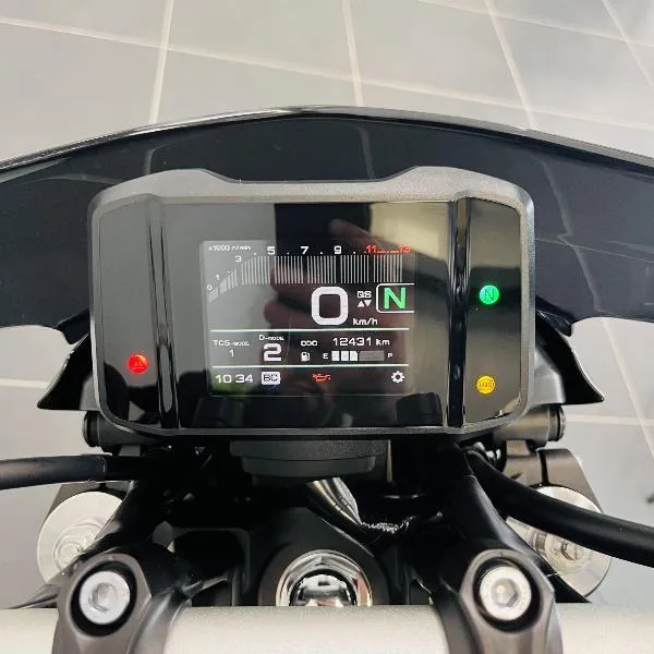 MT09