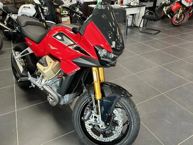 V 100 MANDELLO S 2026