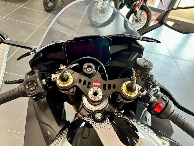 RSV4 1100 FACTORY