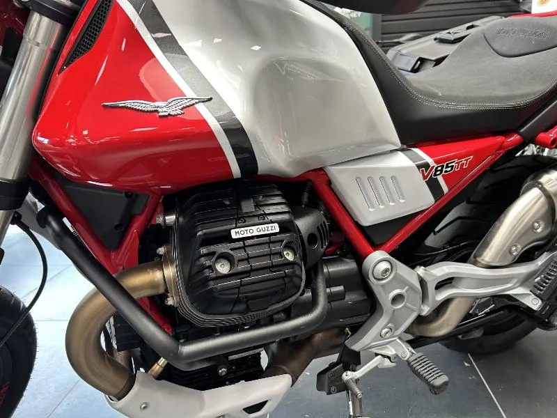 V85 TT 850