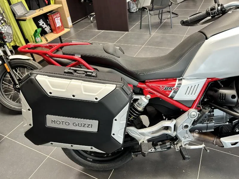V85 TT 850
