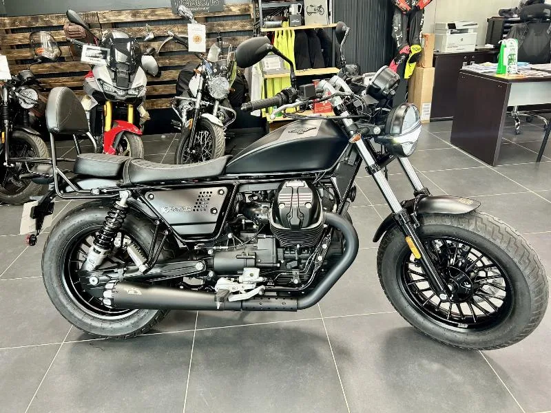 V9 BOBBER