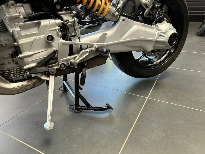 V 100 MANDELLO S