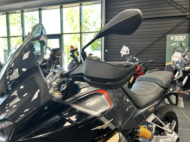 V 100 MANDELLO S