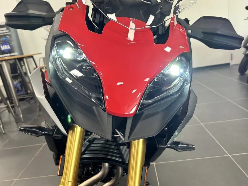 F 900 XR