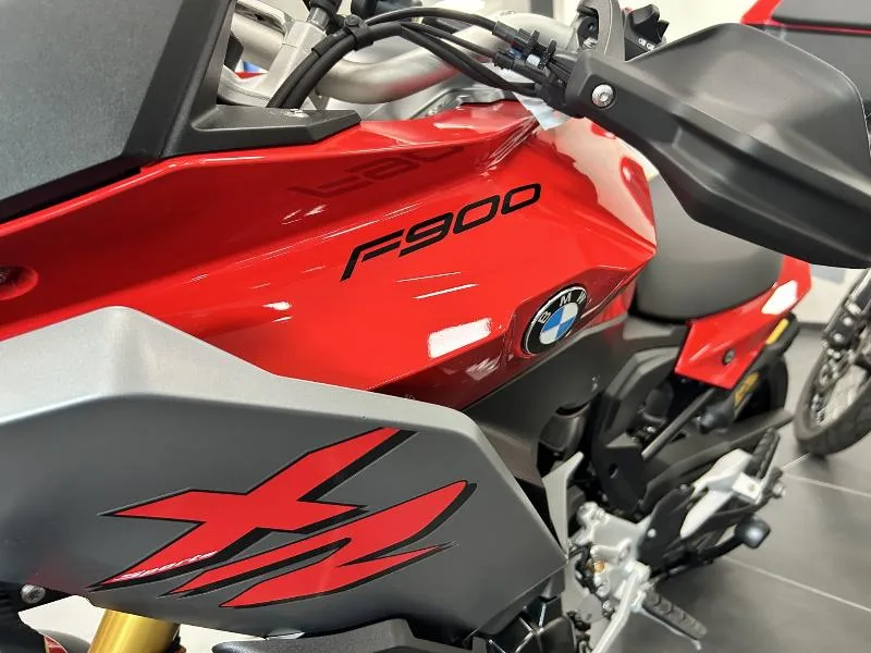 F 900 XR