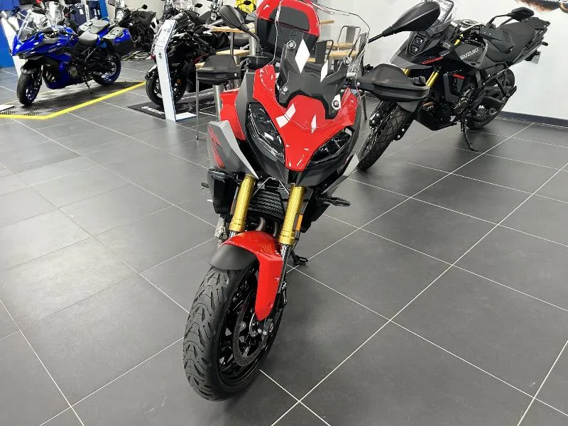F 900 XR