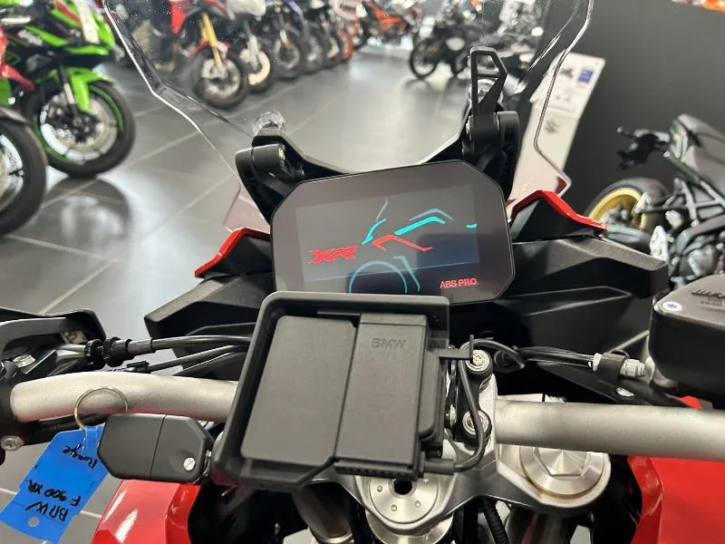 F 900 XR