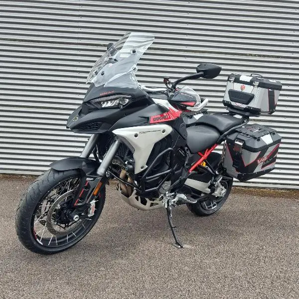 MULTISTRADA V4 RALLY