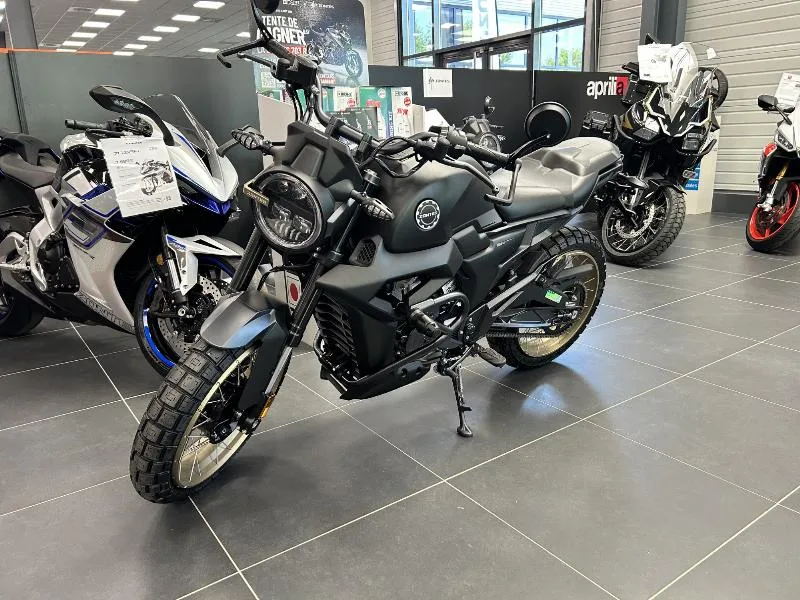 125 SCRAMBLER X