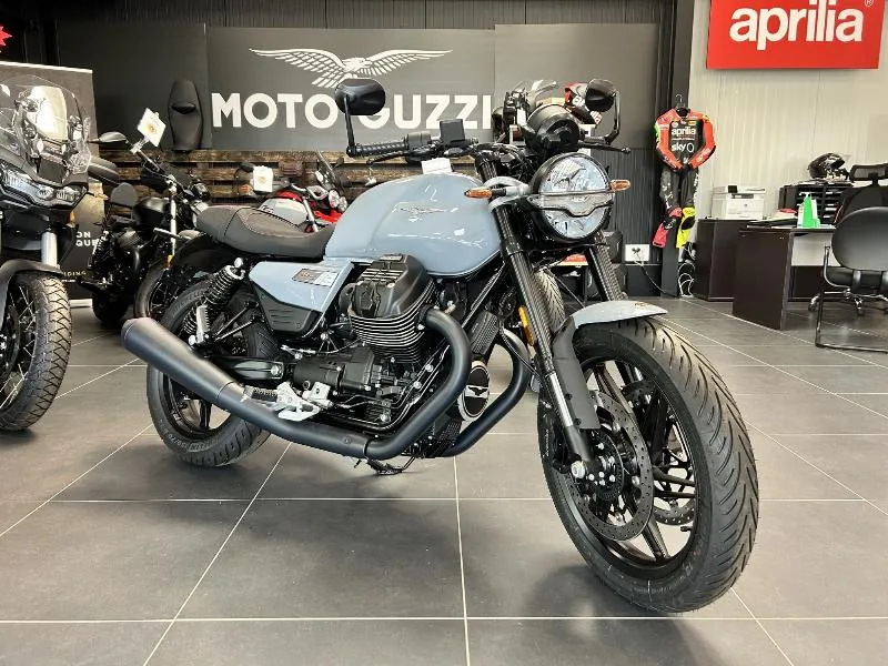 V7 SPORT 850