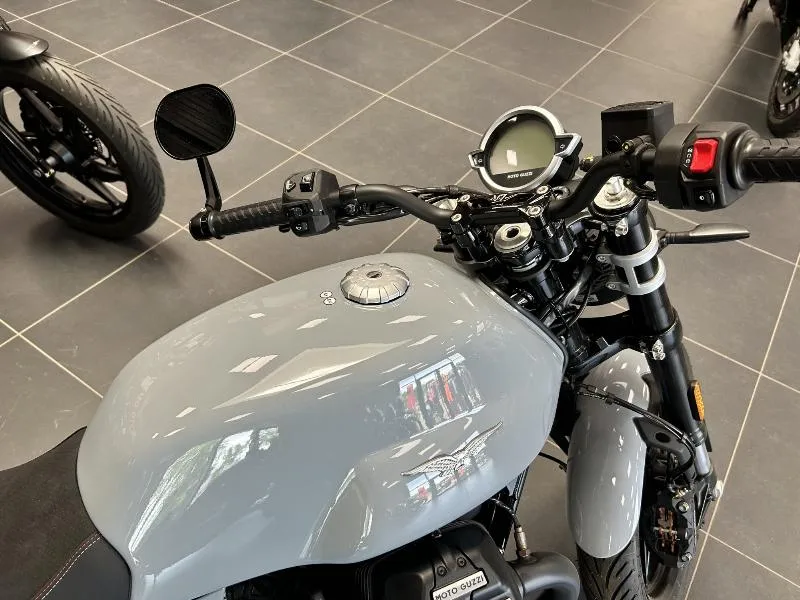 V7 SPORT 850