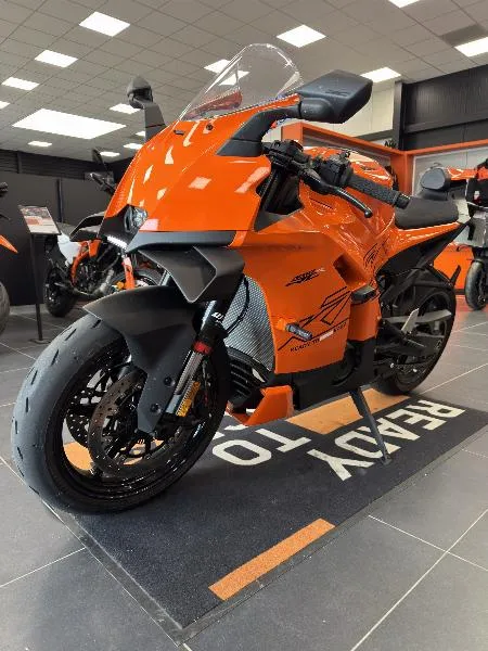 990 RC R