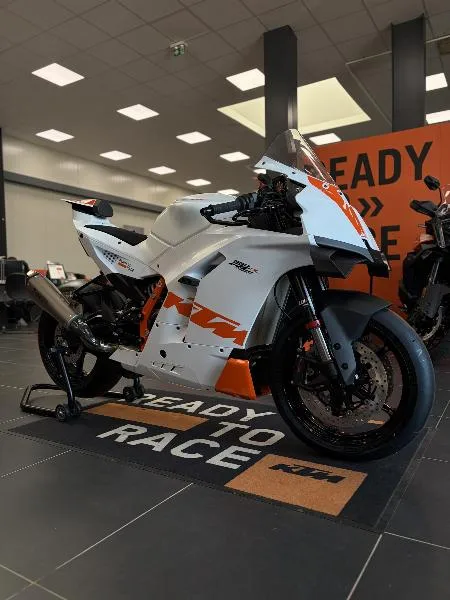 990 RCR TRACK