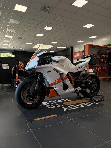 990 RCR TRACK