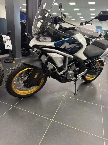 MT 700 2026
