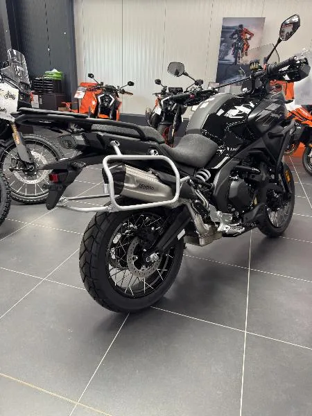 MT 700