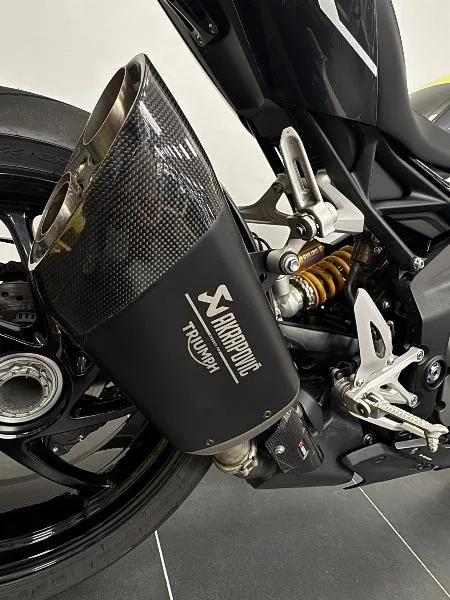 Speed Triple 1200 RX