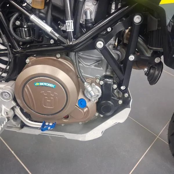 701 SUPERMOTO