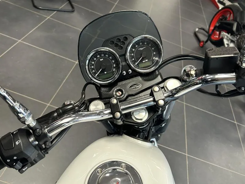 V7