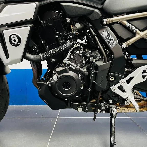 GSX8T