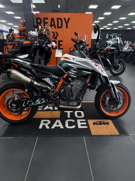 890 DUKE R 2021