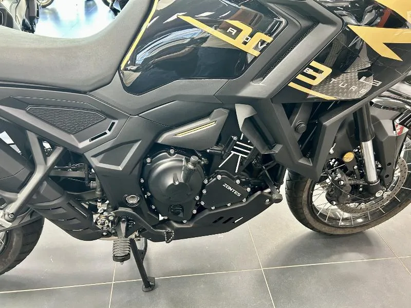 ZT 703 F