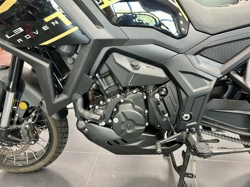 ZT 703 F