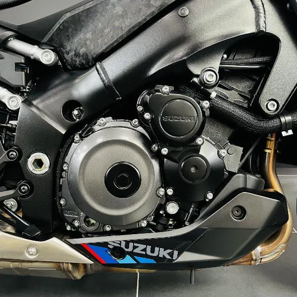 GSXS 1000