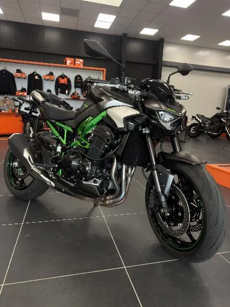 Z 900