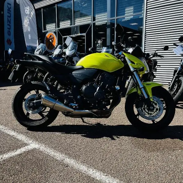 CB 600 F HORNET