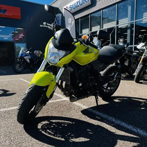 CB 600 F HORNET