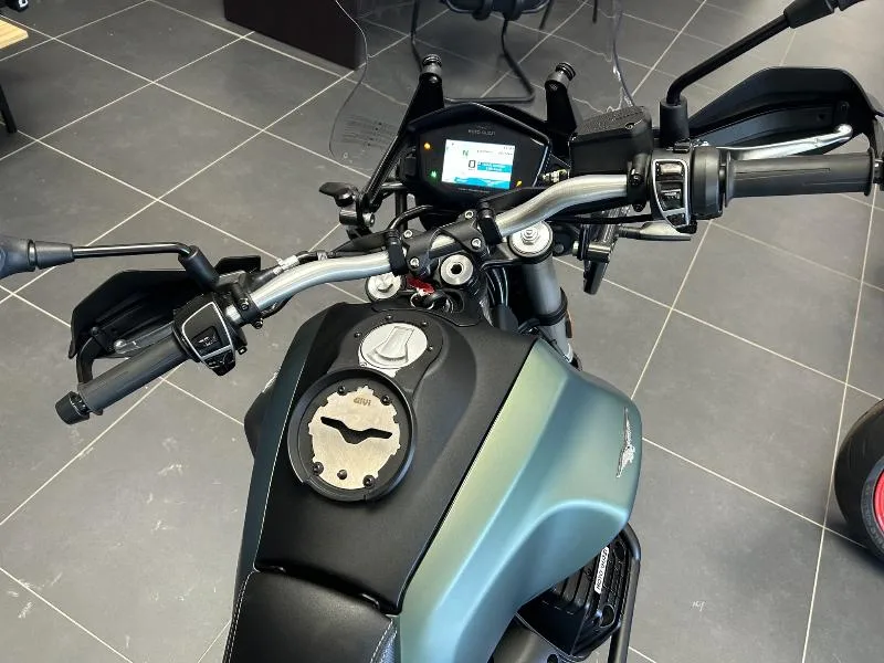 V85 TT 850