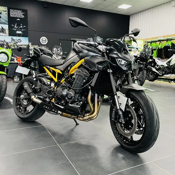 Z 900
