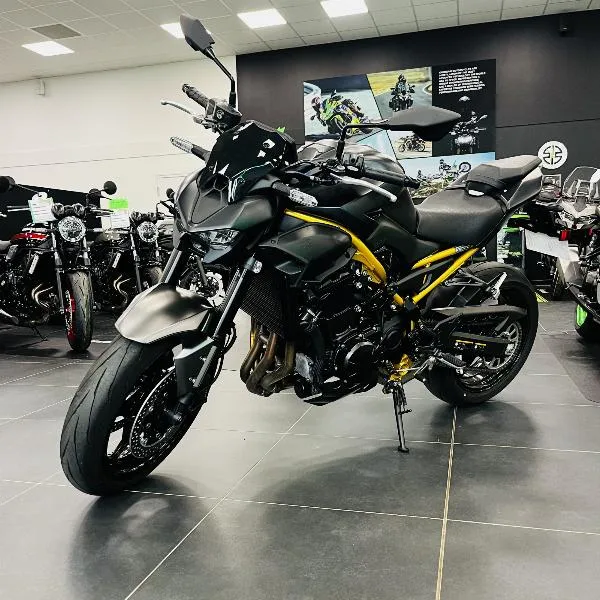 Z 900