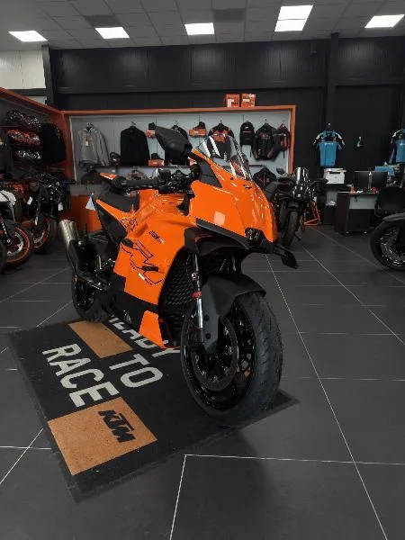 RC R 990