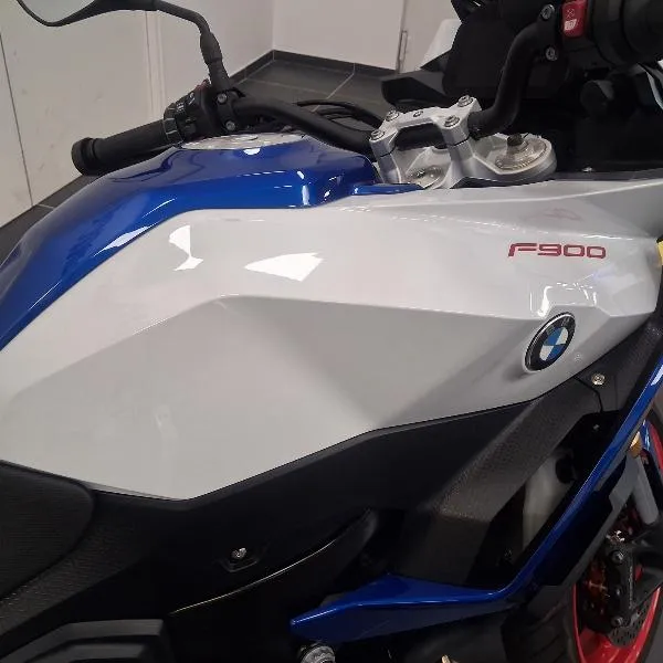 F 900 XR