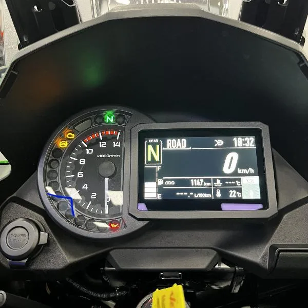 VERSYS 1100 SE