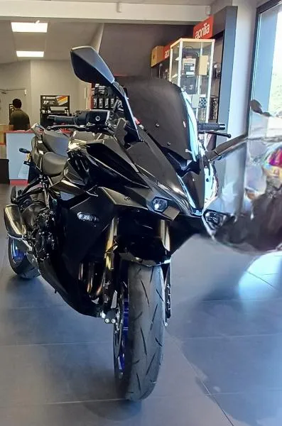 GSXS 1000 GT