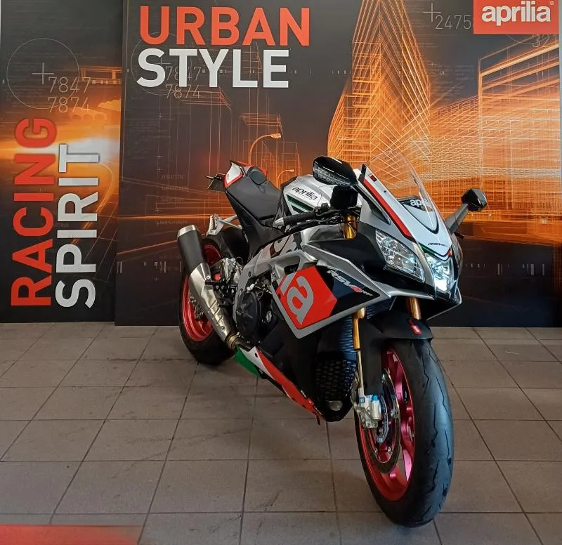 RSV4 1000 RF