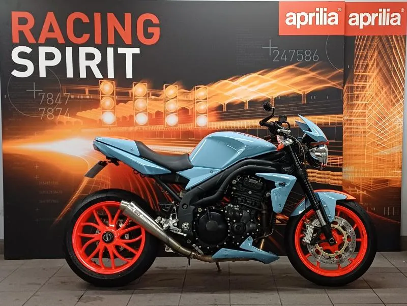 SPEED TRIPLE 1050