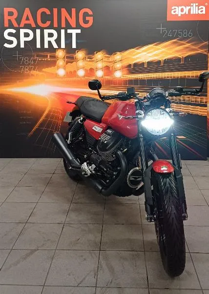 V7 SPORT 850