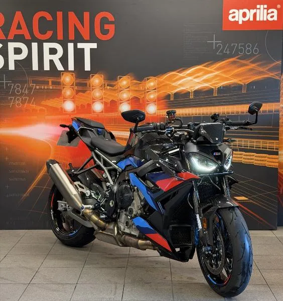 M 1000 R