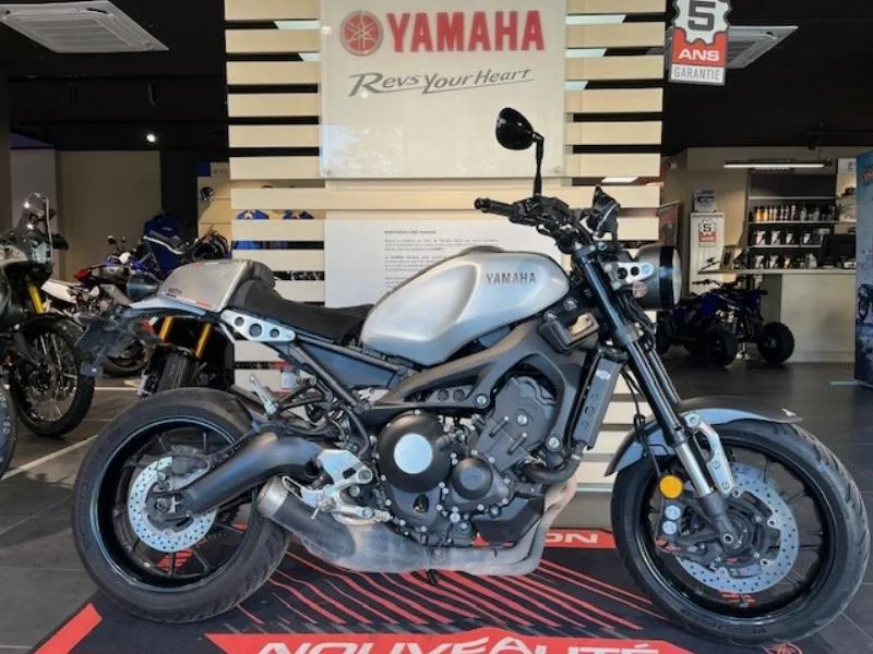 XSR 900
