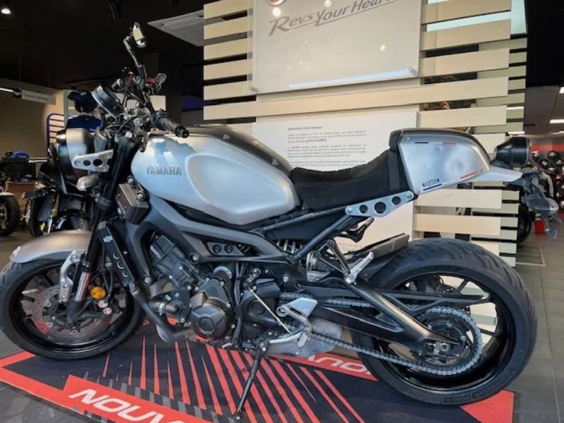 XSR 900